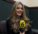 Lorna Cepeda hablando para Canal 6
