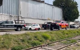 Camioneta de bomberos de Jalisco y patrulla de la plicía de Guadalajara