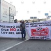 Agricultores de Guanajuato reanudan bloqueos en al menos seis carreteras federales y estatales en rechazo a la reforma a la Ley General de Aguas.