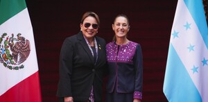 Sheinbaum recibe a presidenta de Honduras en Palacio Nacional