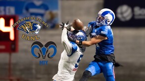 Borregos del Tecnológico en una jugada en la semifinales de la ONEFA.