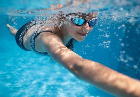 Los clubes deportivos son organizaciones o asociaciones dedicadas a promover y facilitar la práctica de alguna actividad deportiva específica.