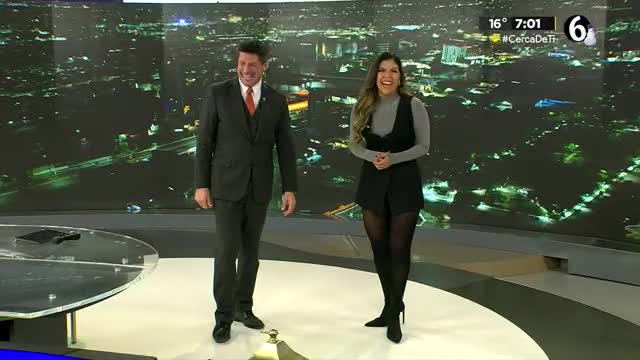 Programa conducido por Luis Carlos Ortiz y Sandra González, jueves 27 de noviembre de 2025.