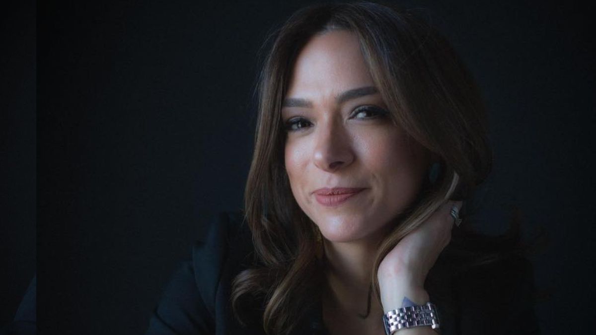 Ady Cabriales conductora de Telediario