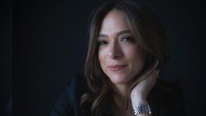 Ady Cabriales conductora de Telediario