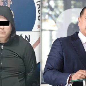 A la izquierda Jorge Armando N, alias El Licenciado con los ojos censurados. A la derecha Carlos Torres Piña frente a un podio con micrófono