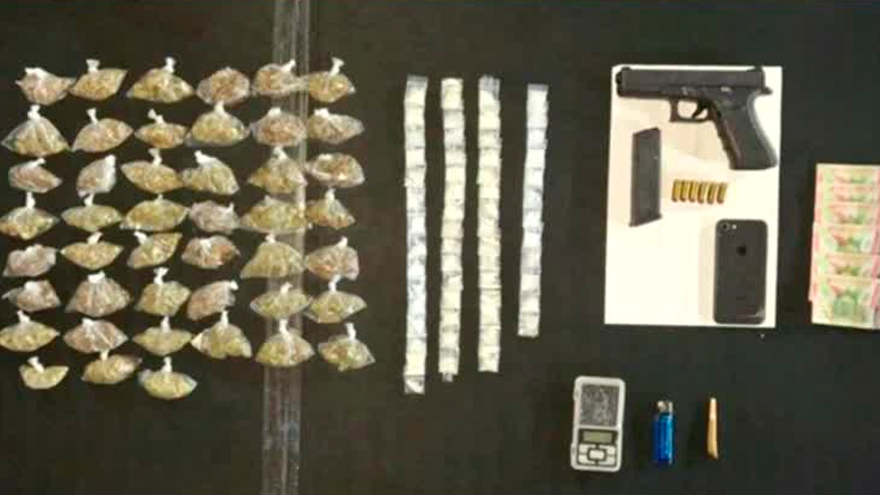 En dos operativos en Santa Catarina, autoridades detuvieron a cinco personas, incluidos dos presuntos generadores de violencia.