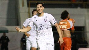 Ángel Chávez jugando con el Tepatitlán en la Liga de Expansión.