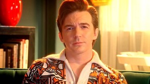 Jared Drake Bell es un actor y músico estadounidense. Comenzó su carrera como actor en la década de 1990, en la sitcom Home Improvement.