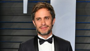 El reconocido actor Gael García Bernal estará en la FIL de Guadalajara 2025.