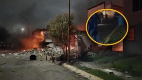 A pesar de que las llamas seguían vivas, el menor quería regresar por su mamá