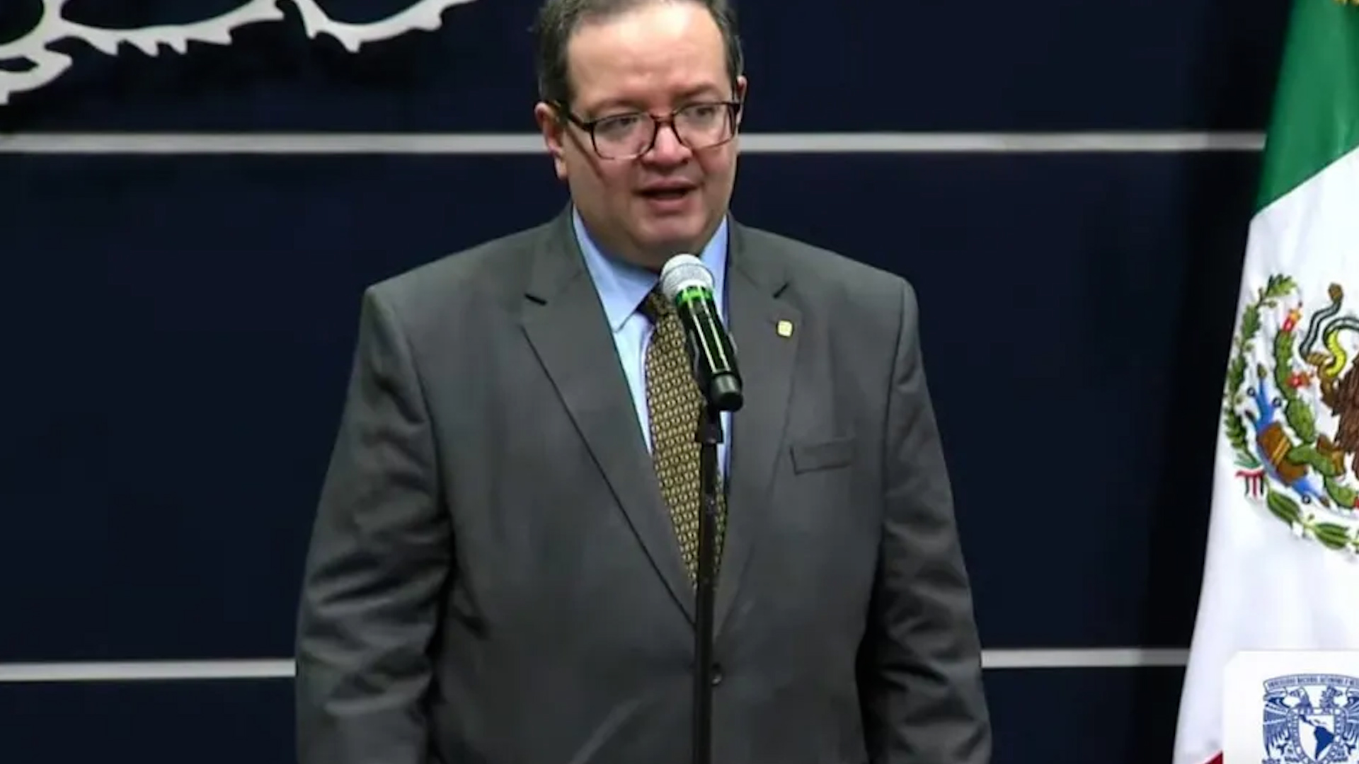 Leonardo Lomelí hizo un llamado a recuperar el auditorio Justo Sierra que fue tomado por los estudiantes en 1999 tras la huelga de ese mismo año.