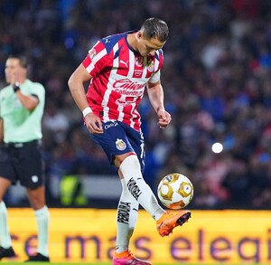 Javier Hernández previo cobro penal contra Cruz Azul.