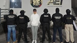 Hombre detenido en Monterrey