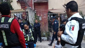 Elementos de Protección Civil y Bomberos controlaron la fuga de gas para evitar una explosión en Texcoco.