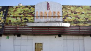 fachada del bar Lacoss, lugar que fue incendiado en la colonia La Popular Coatepec.