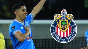 Ángel Sepúlveda festejando un gol con el Cruz Azul.