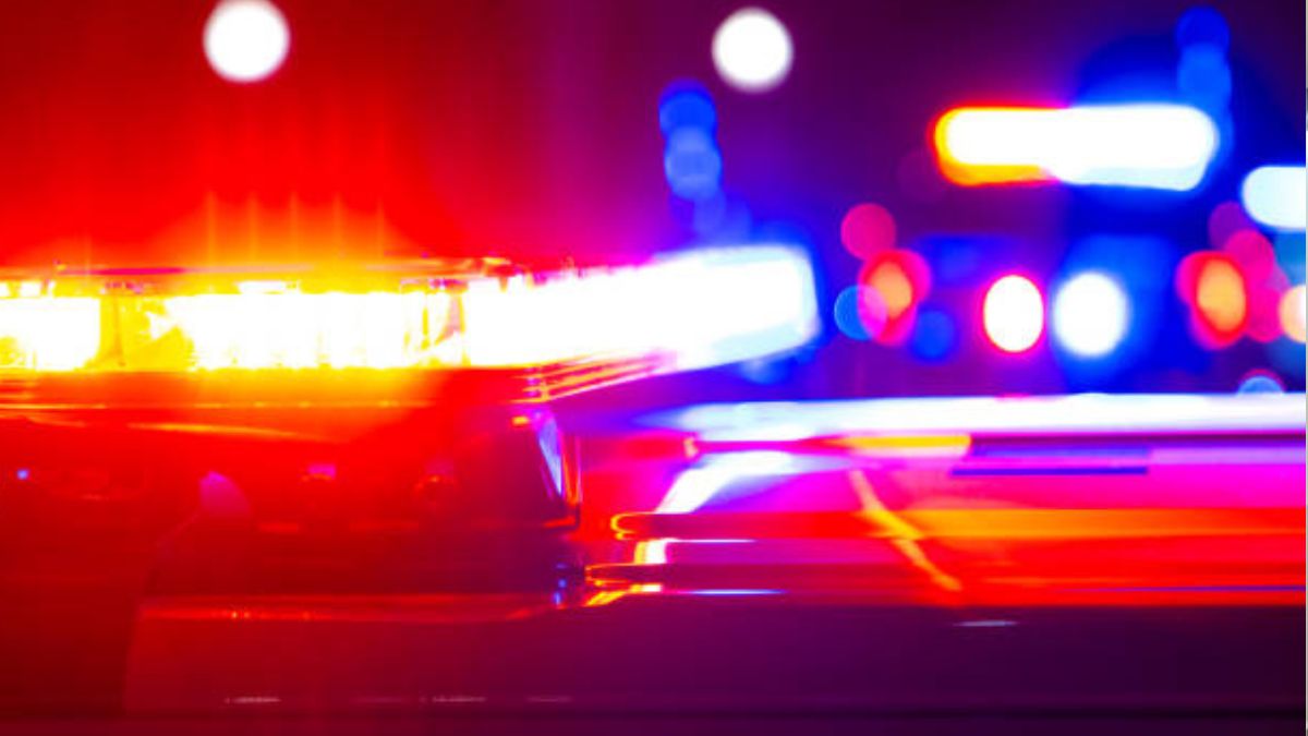 Imagen genérica de iStock de luces de una patrulla de policía, rojas y azules.