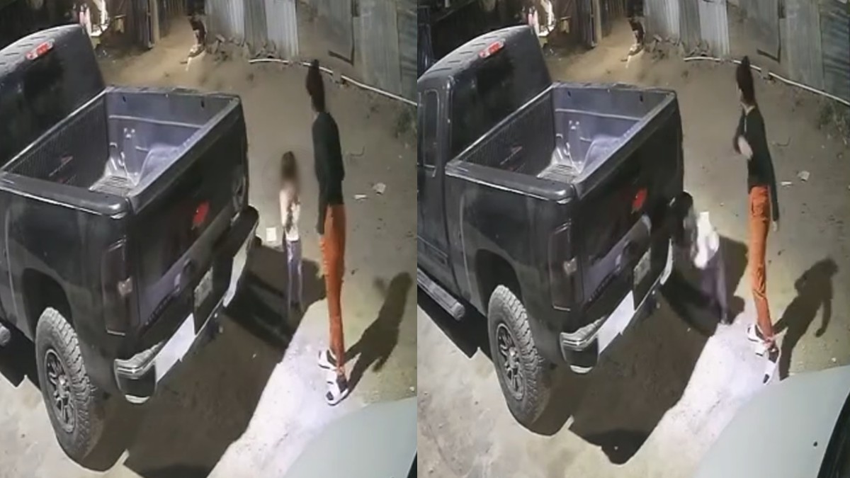 Mujer golpeando a niña en Guadalupe.