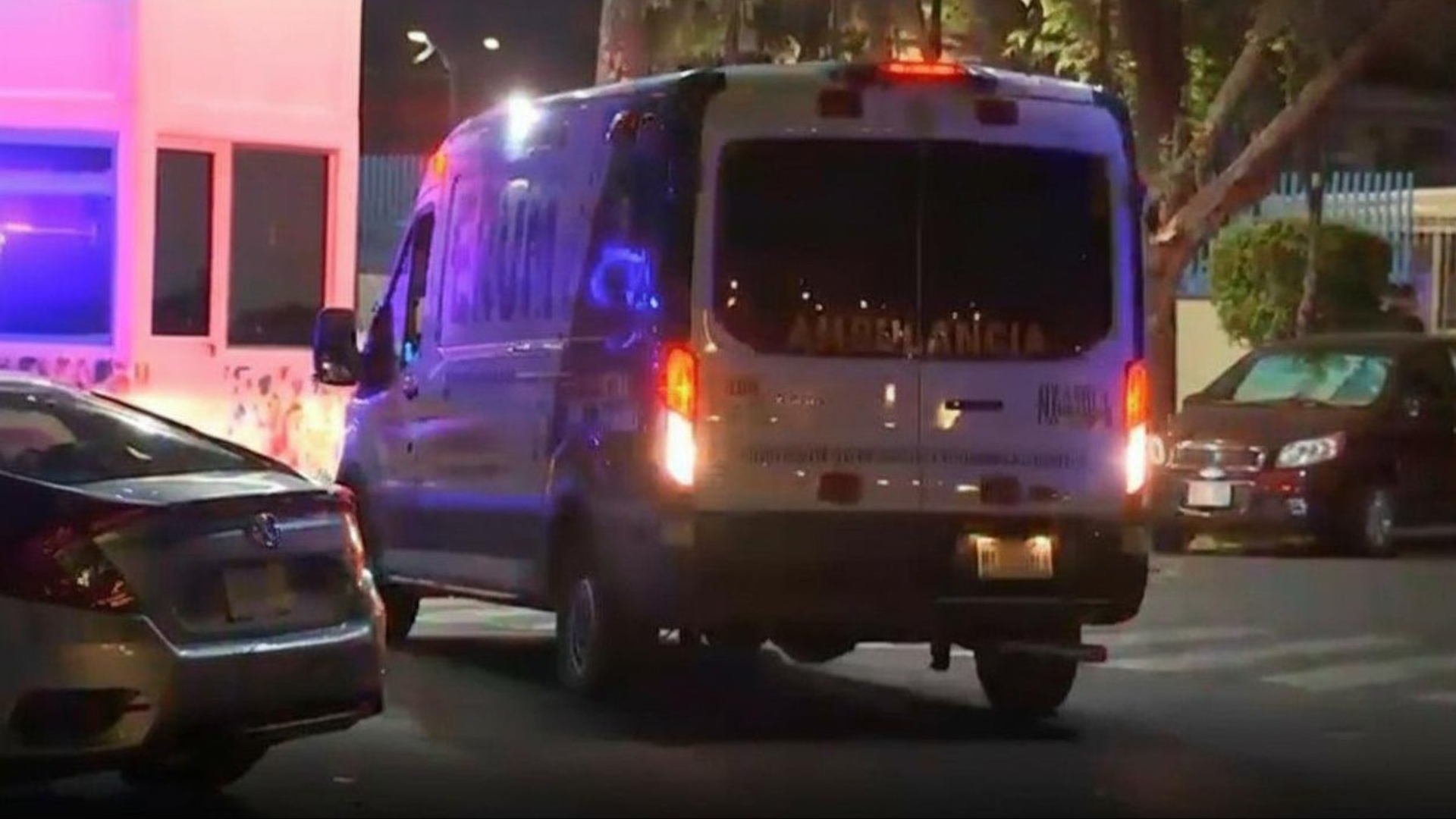 Tras el atentado del hombre bajo los efectos del alcohol, las tres personas fueron hospitalizadas con un estado de salud delicado.