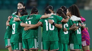 Selección Mexicana Femenil durante su partido de preparación.
