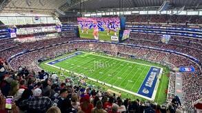 Chiefs vs Cowboys en el AT&T Stadium de Arlington, Texas.