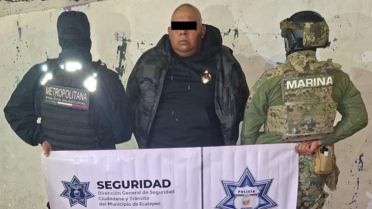 ‘El Balú’, de La Chokiza, se le encontró en posesión de un arma de fuego tipo escuadra calibre 32, con un cargador.