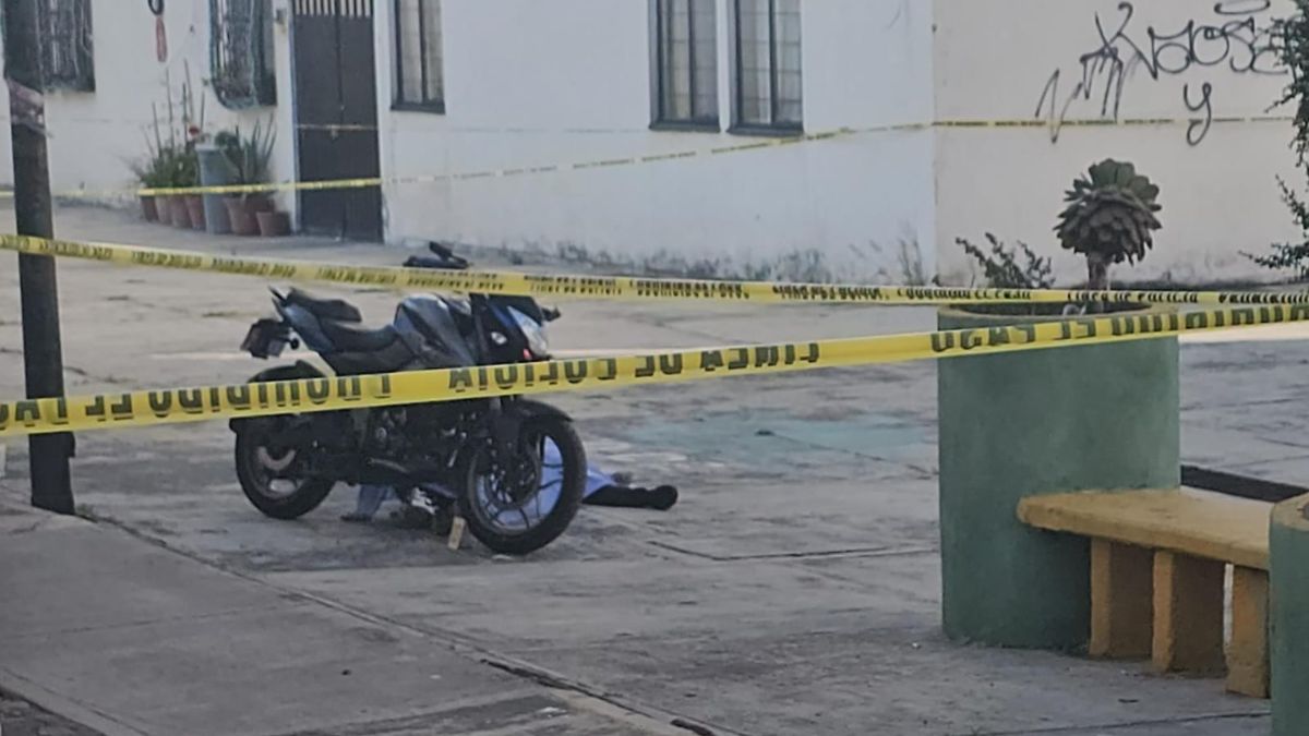 Fotos del lugar donde un hombre fue asesinado en la U.H, La Margarita.