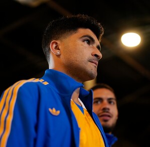 Nicolás Ibáñez con los Tigres de la UANL.