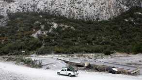 Pavimento dañado en La Huasteca