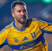 André-Pierre Gignac festejando uno de sus goles que hizo en el Apertura 2025 en la Liga MX.