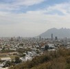 Monterrey con cielo medio nublado