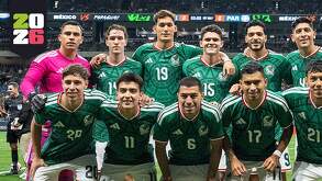 Jugadores de la Selección Mexicana antes de jugar el partido amistoso ante Colombia.