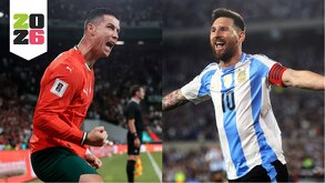Cristiano Ronaldo, jugador portugués y Lionel Messi, campeón del mundo con Argentina, se preparan para un Mundial más en sus carreras.