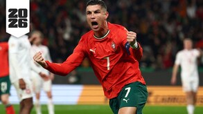 Cristiano Ronaldo festejando un gol con la Selección de Portugal en las eliminatorias de UEFA para el Mundial 2026.
