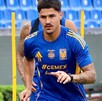 Rómulo Zwarg durante un entrenamiento con Tigres en el estadio Universitario.