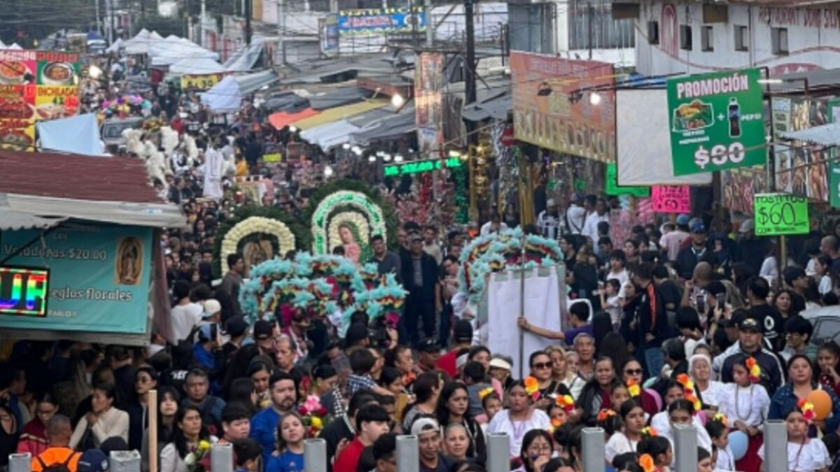 Peregrinaciones en Basílica de Monterrey.