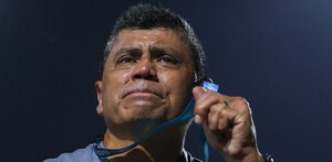 Chima Ruiz con la medalla de campeón.