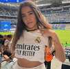 Mercedes Roa en el estadio Santiago Bernabéu en España, cancha donde juega Real Madrid como local.