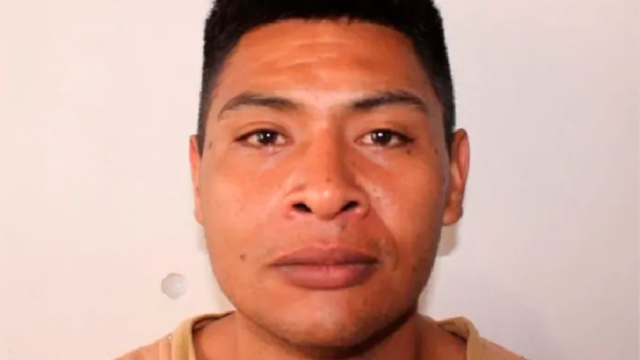 Andrés Alejandro Olvera Murillo, sentenciado a 60 años por secuestro exprés, se fugó del penal de Tenancingo Sur con apoyo de una mujer.