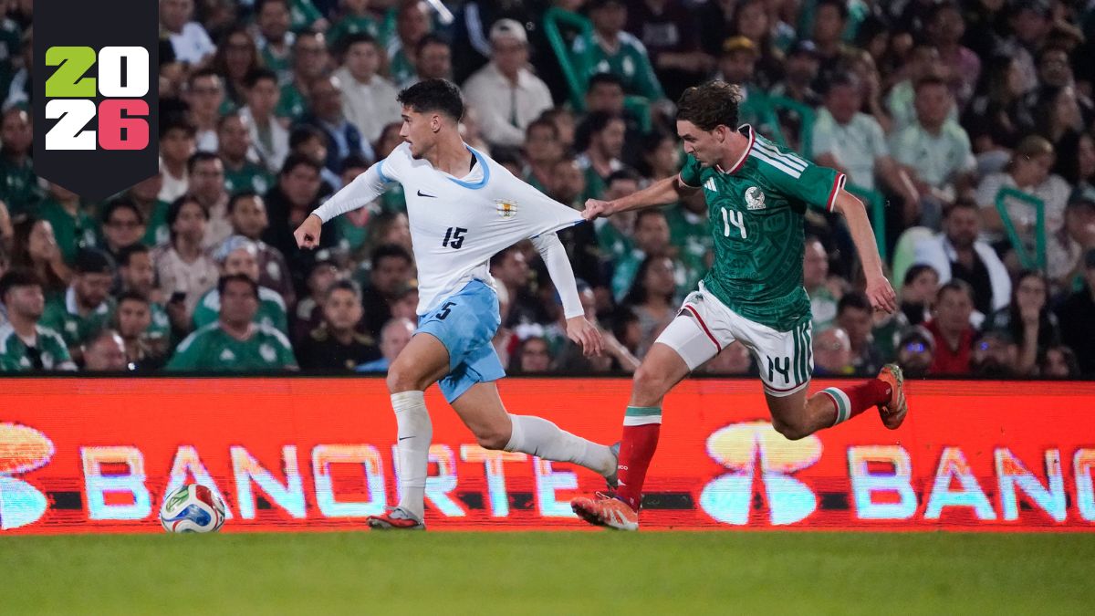 Selección de México y Uruguay disputando un partido de preparación rumbo al Mundial 2026.
