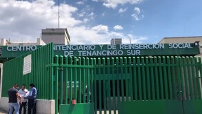 Fachada del Centro Penitenciario Tenancingo Sur, lugar de donde escapó Andrés Alejandro Olvera Murillo.
