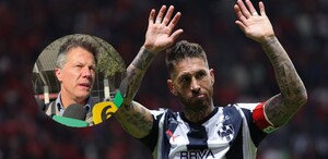 Sergio Ramos despidiendose de la afición tras la eliminación de Rayados en Liga MX.