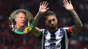 Sergio Ramos despidiendose de la afición tras la eliminación de Rayados en Liga MX.