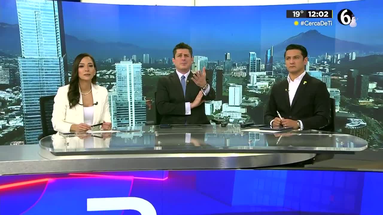 Programa conducido por Luis Carlos Ortiz, Erik Rocha y Ady Cabriales, lunes 08 de diciembre de 2025.