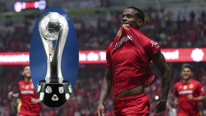 Helio Nunes, mejor conocido como Helinho, celebrando su gol de penalti con Toluca en la Semifinal ante Rayados.