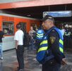 Personal de seguridad en estación Chabacano del Metro CdMx