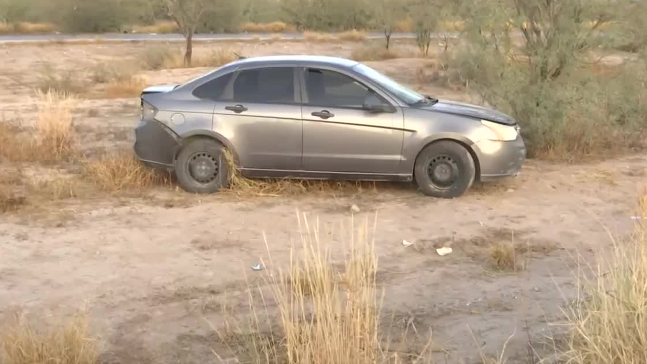 Un fuerte percance vial sacudió la mañana de este martes la Carretera El Esterito, justo frente al Parque Industrial Amistad Laguna.