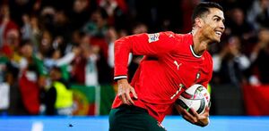 Cristiano Ronaldo festejando un gol con Portugal.