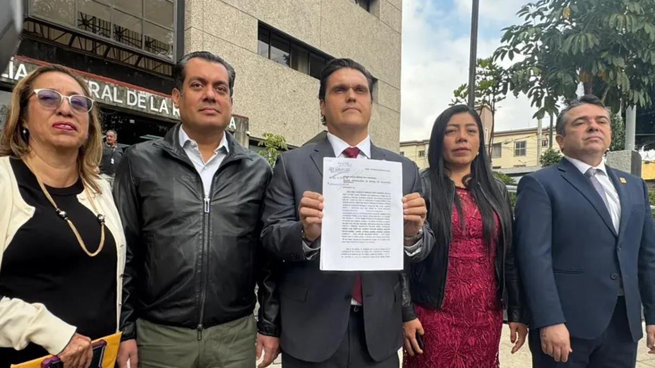 Sergio Gutiérrez Luna y Humberto Prieto denunciaron ante la FGR al exgobernador de Tamaulipas, Francisco García Cabeza de Vaca.